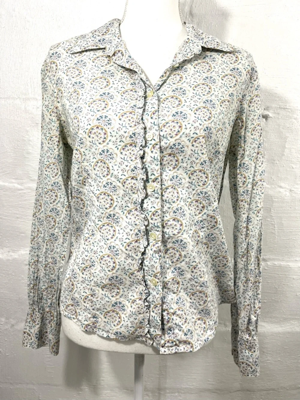 GAP VINTAGE BUTTON TOP - Picture 14 of 16